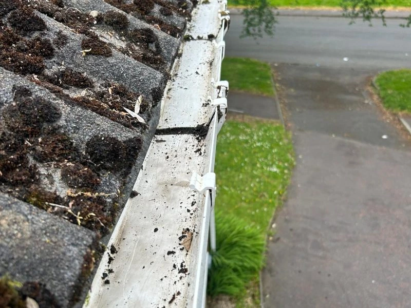 After image of clean gutters