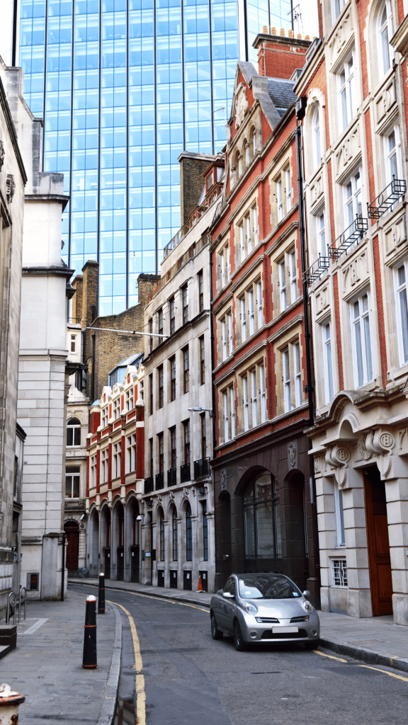 tall commercial gutters in london
