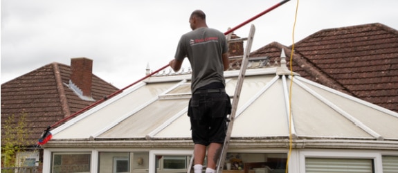 roof cleaning in Welling