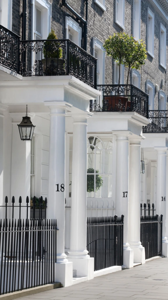 high gutters in london street