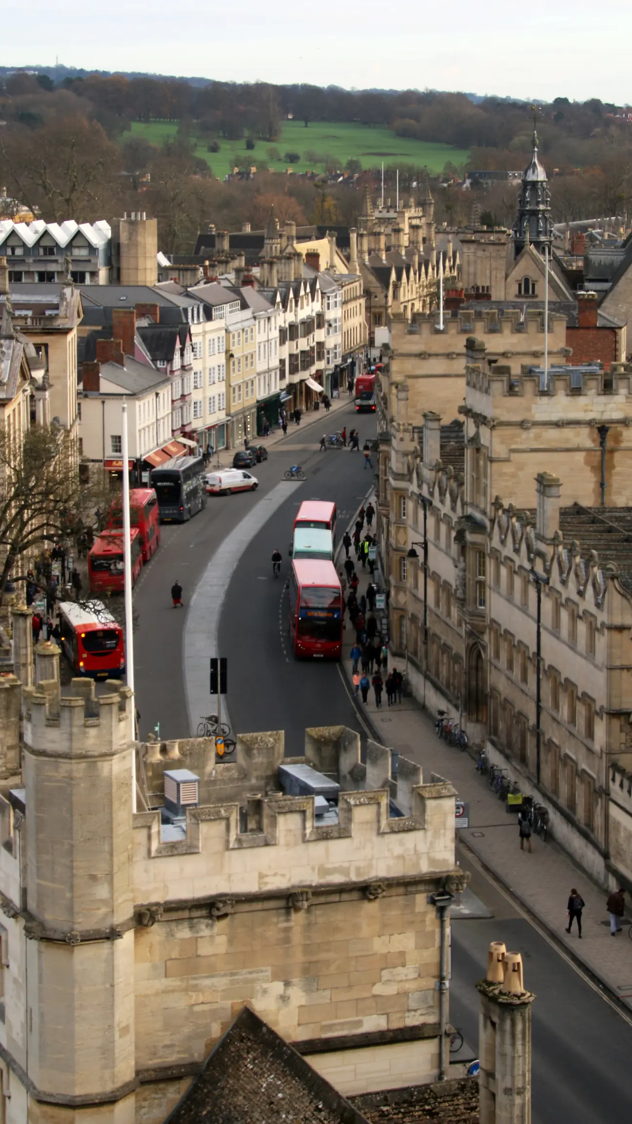 A portrait of a street in Oxford, purely for decorative purposes whilst providing context of a typical day for a gutter cleaner that resides in this area.