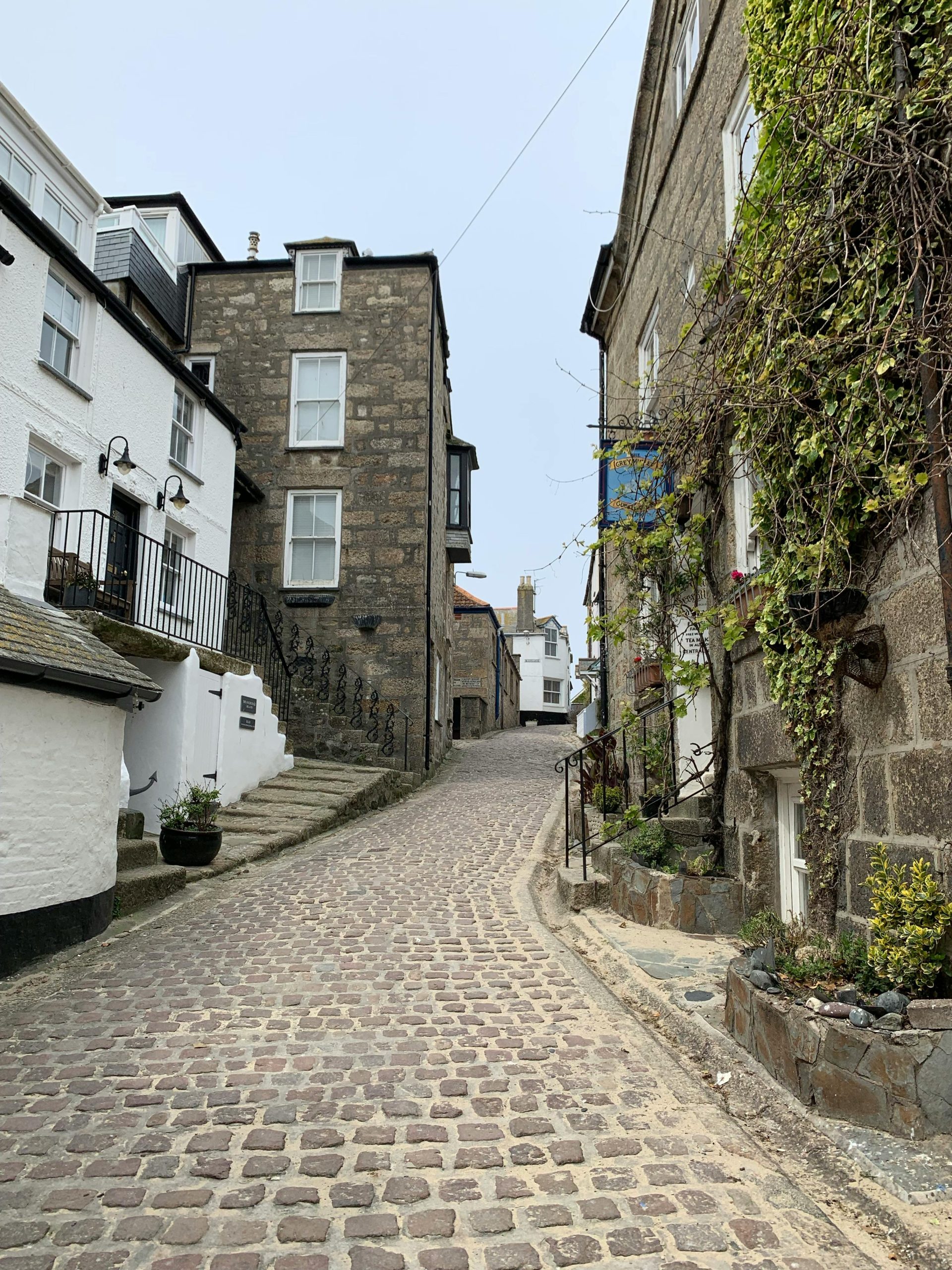 A street in St Lewes, a place in Cornwall displaying a typical area a gutter cleaner commonly cleans in this county.